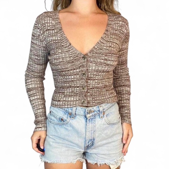Forever 21 Brown and Cream V-Neck Sweater Size Small - Picture 4 of 5
